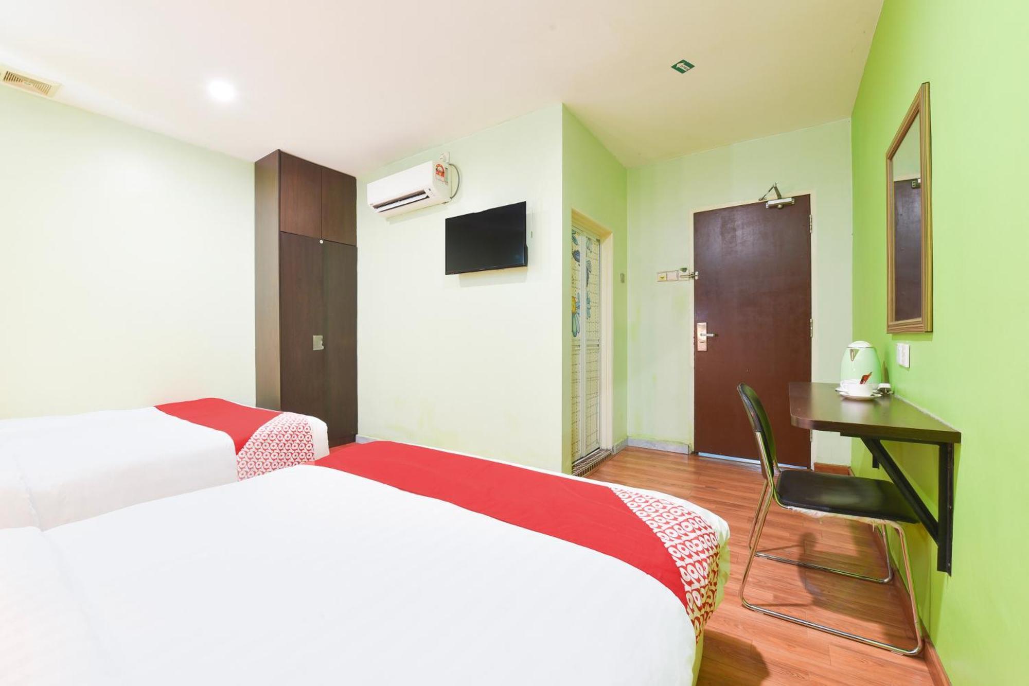 Hotel O G Home Hotel, Kota Bharu, Kelantan. Exterior photo